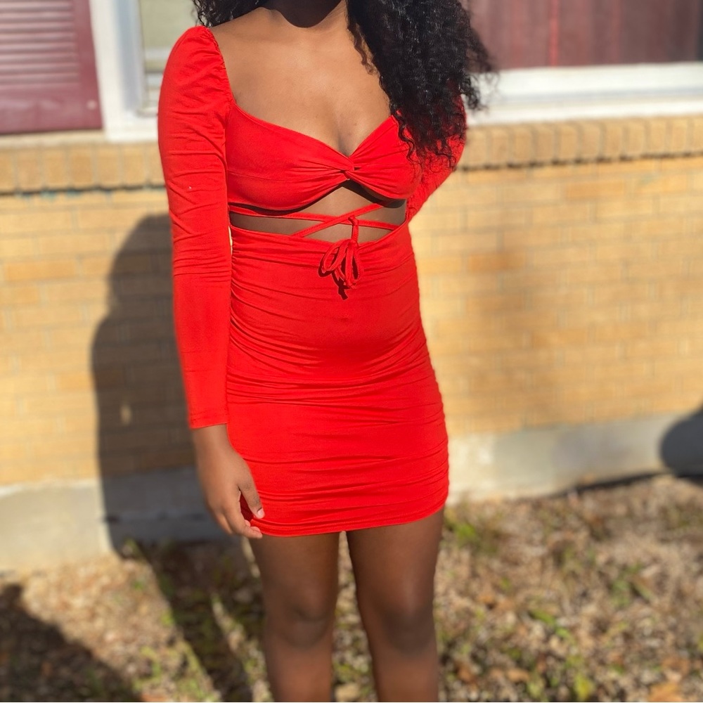 Short Red Dress - Picture 5 of 5